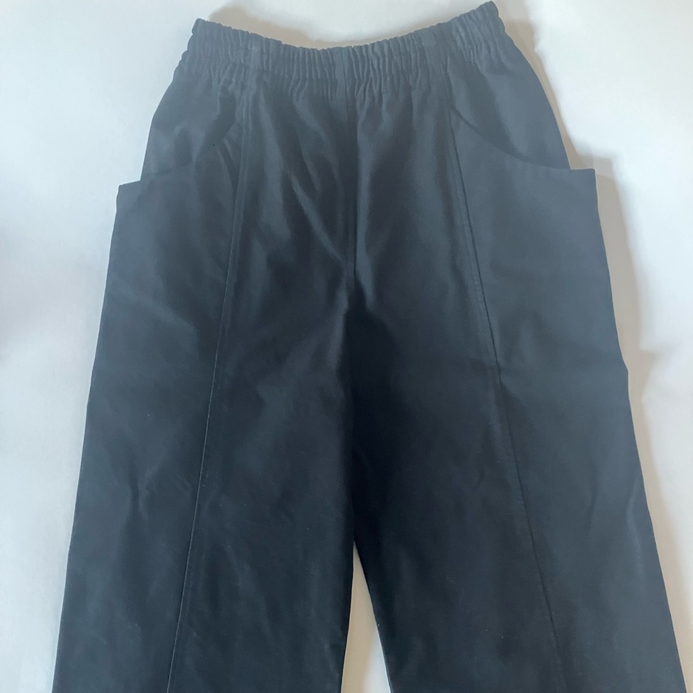 Elizabeth Suzann pants, cropped (21” inseam). Black. 100% heavy cotton